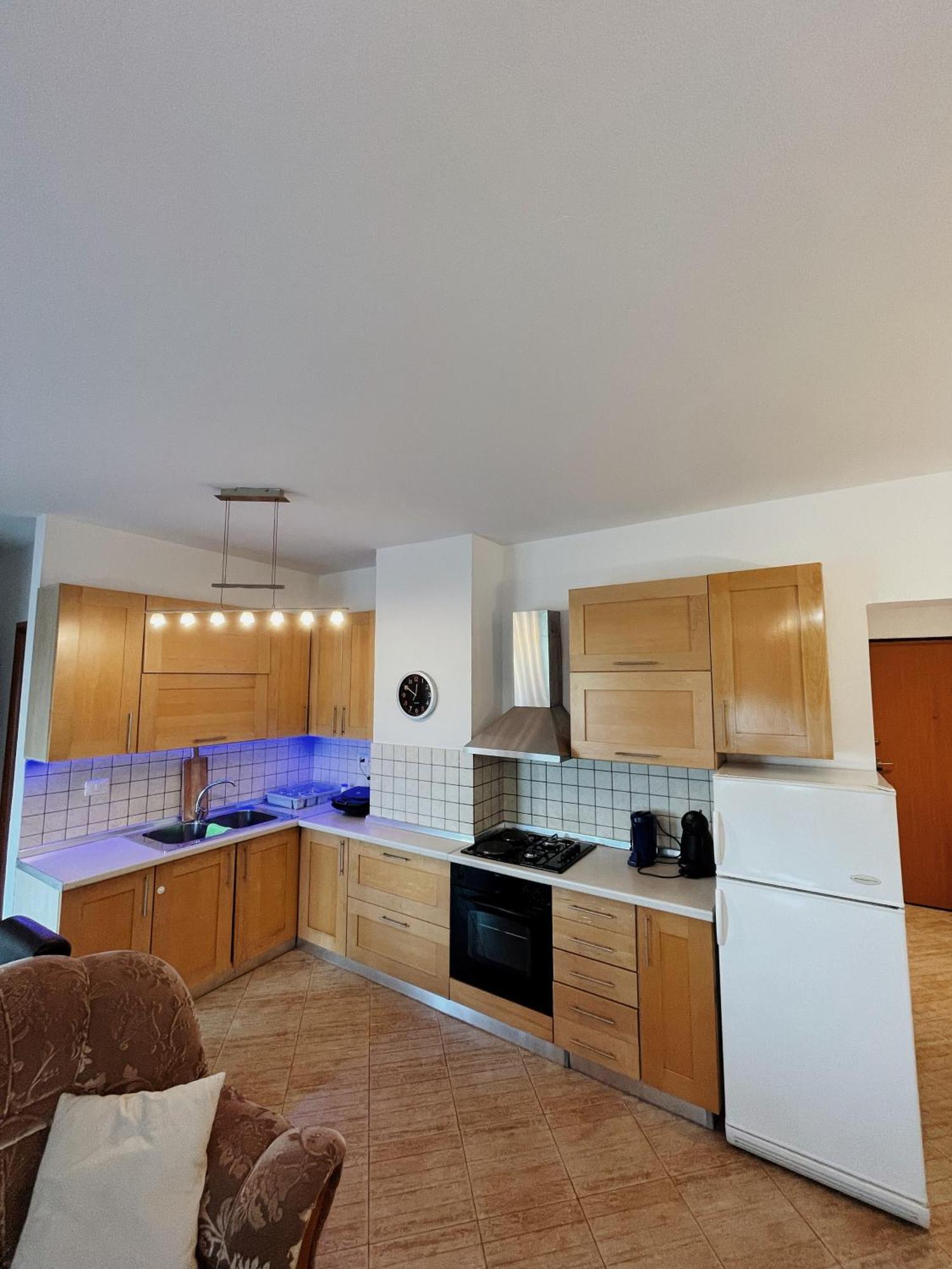 Lovely Apartment Tirana Bagian luar foto