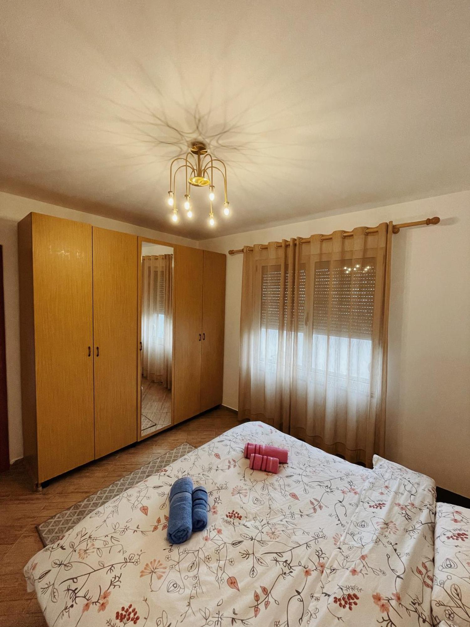 Lovely Apartment Tirana Bagian luar foto