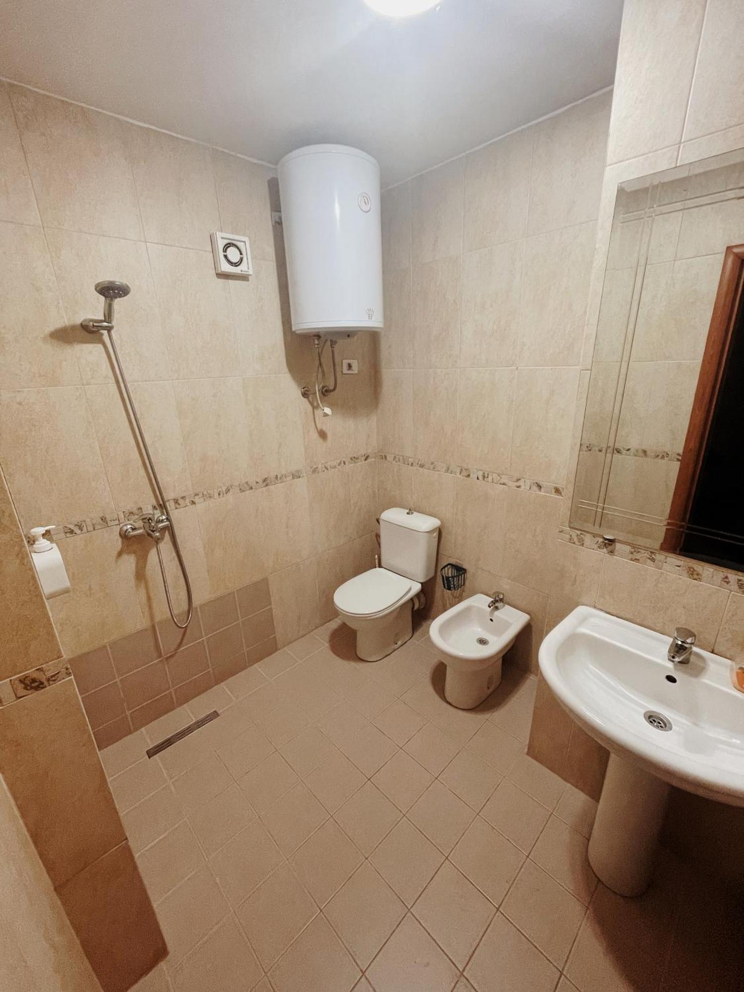 Lovely Apartment Tirana Bagian luar foto